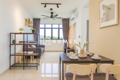 C180 Trader Park 2Bedroom Free Parking #16