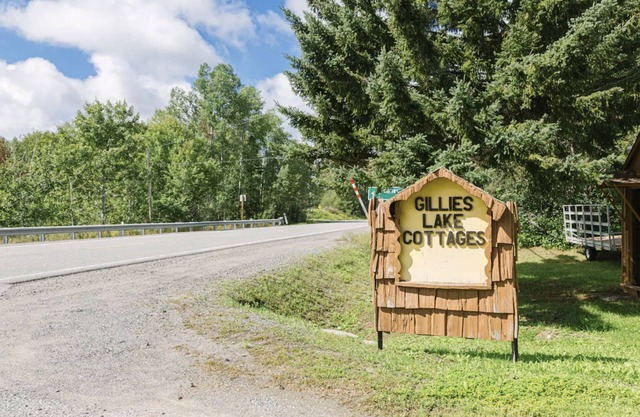 C6 - Cozy Lakefront Cottage in Temiskaming Shores