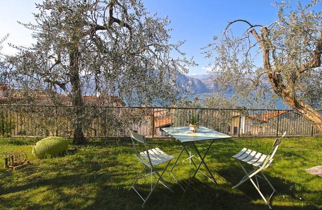 Ca de l'Angelon -- Vittoria house
