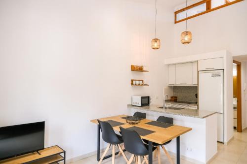 Ca l'Eudald 3, Apartamento en Besalú con terraza