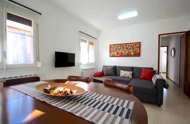 Ca La Lluïsa - Holiday Apartment