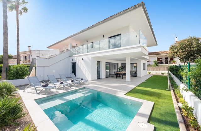 CA NA CATI (BARCARÉS) - Spectacular semi-detached house near the sea and with private poo