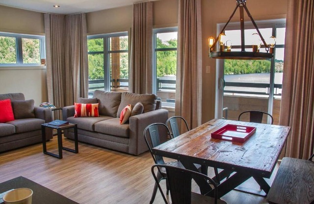 The Viking Resort & Marina is a resort located in the Laurentians region.