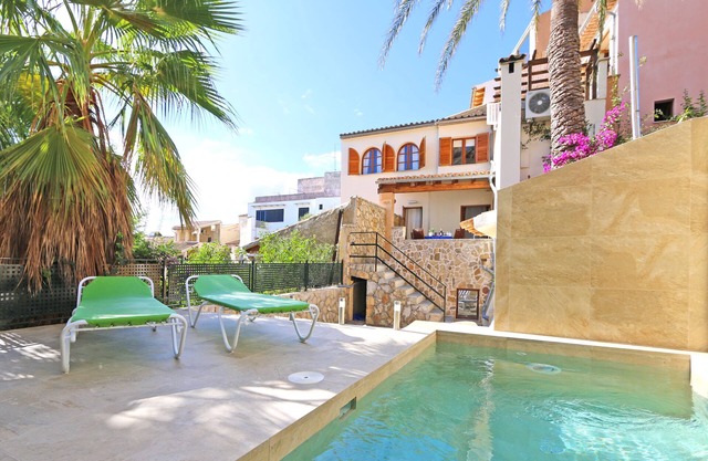 Ca Ses Nines: Beautiful oasis in a quiet location, swimming pool, wifi, climate