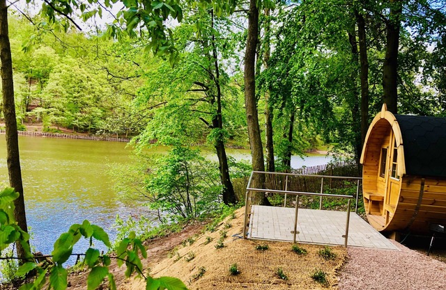 Cabana-Economy-Shared Bathroom-Lake view-Campingfass