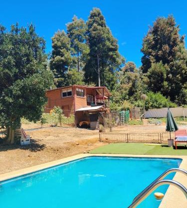 Cabaña Altos de Parra Tome 2025 - piscina temporada verano
