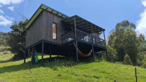 CABAÑA DEL TUCÁN, vía Chingaza