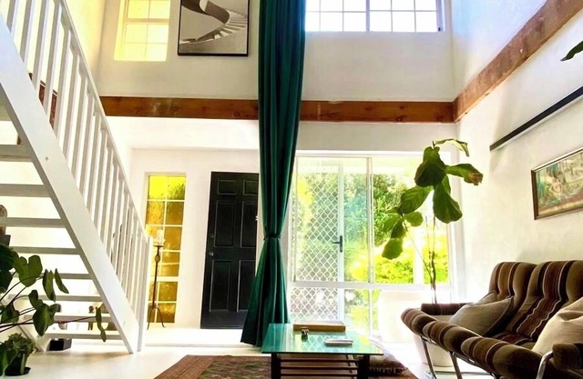 Cabana 88 - designer loft by the beach with infrared sauna