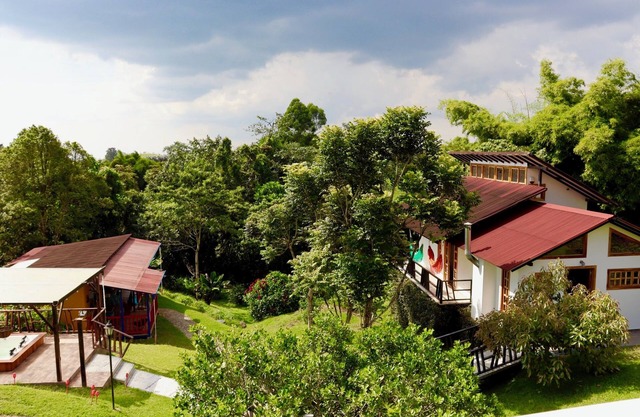 Cabana Moderna Milagros/Filandia, Colombia