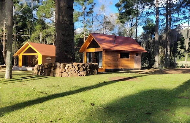 Cabana Pequeno Bosque Com Vista - o Rio, à 15 km da cidade