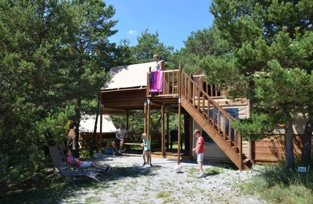 Cabane 4 étoiles - Piscine - ccbacgh