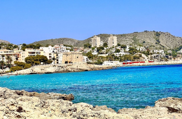 CABANILLAS- Villa to rent in Benissa coast with private swimming pool