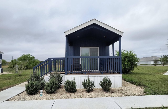 Cabin 1 with Inclusive Resort Amenities - Cabin with Inclusive Resort Amenities