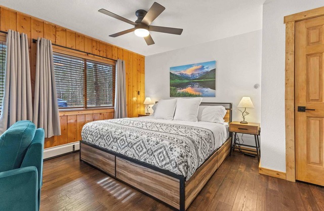 Cabin 21- Accessible Unit & King Bed