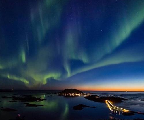 Cabin Aurora Borealis