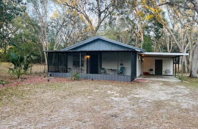 Cabin Getaway near Alexander Springs & Astorn