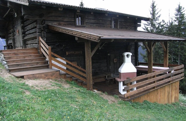 Cabin-Holiday home-Cuddle cabin-Chalet 2-10 pers. with infrared cabin!