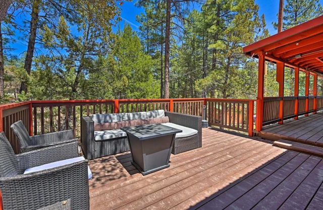 Cabin in Tonto National Forest Deck and Views!
