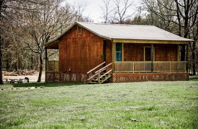 Cabin on Collier Creek