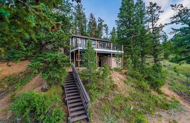 Cabin w/views, wood stove, 5 min to National Park
