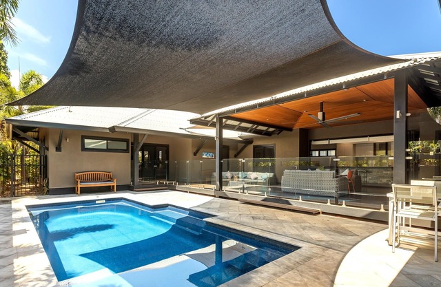 Cable Beach 4 Bedroom Luxury with Pool