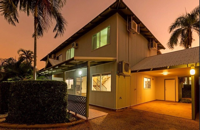 Cable Beachside Villas
