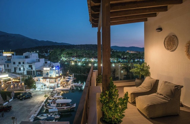 Cactus Peak Loft, By IdealStay Experience