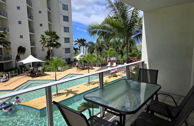 Cairns Reefside Retreats