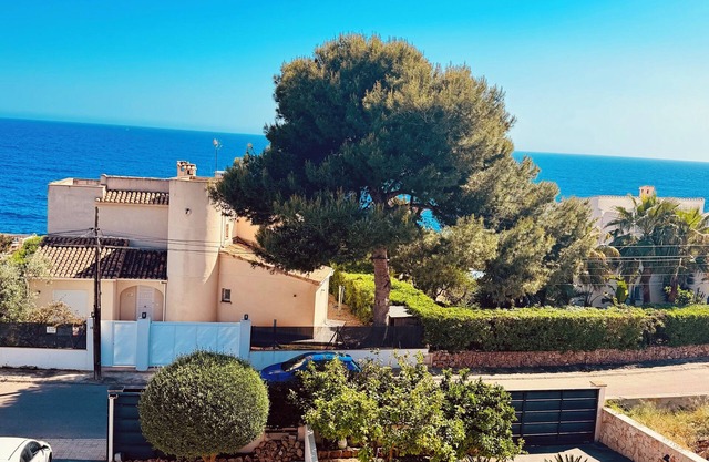 Cala Pi, Mallorca, quiet vacation home, pool + sea view, close to the beach, modern, new