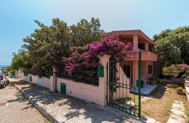 Calagonone Villa with garden bbq, WiFi/AC - IUN Code: P2169