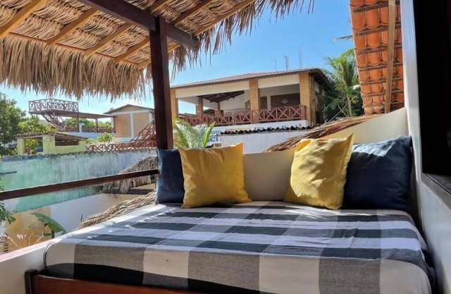 Calamarina Inn