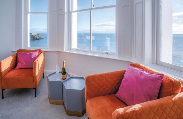 Caldey View - Luxury 2 Bedroom - Panorama - Tenby