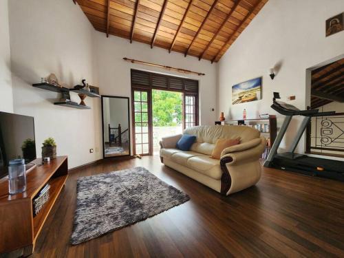 Calm Eco Stay Minutes from Colombo