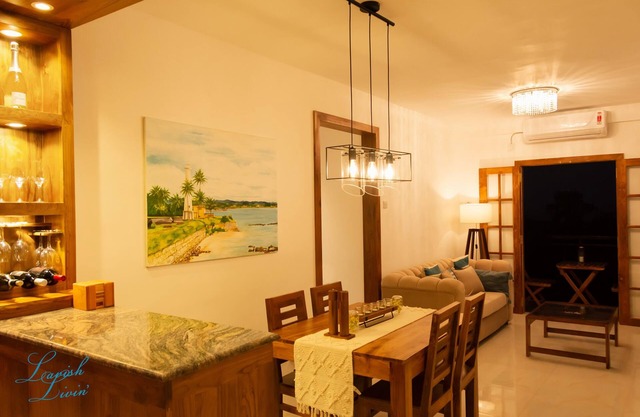 Calm & Scenic Stay With a Panoramic Ocean View - 5 Minutes to the Beach!