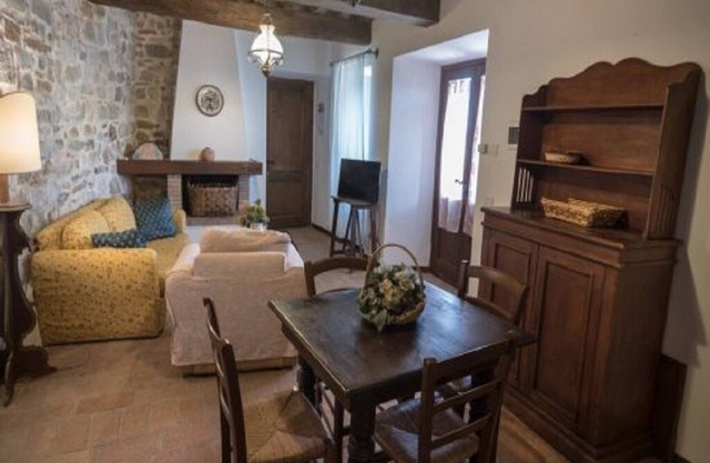 Calvino Borgo Bianchini apartment