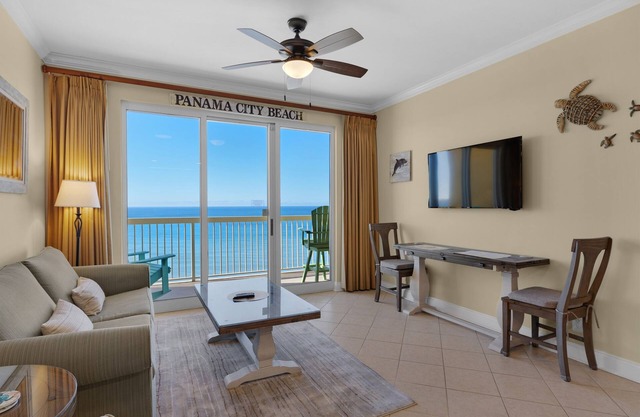 Calypso 1-1505E Beachfront! Pools! Tiki Bar! Reserved Parking!