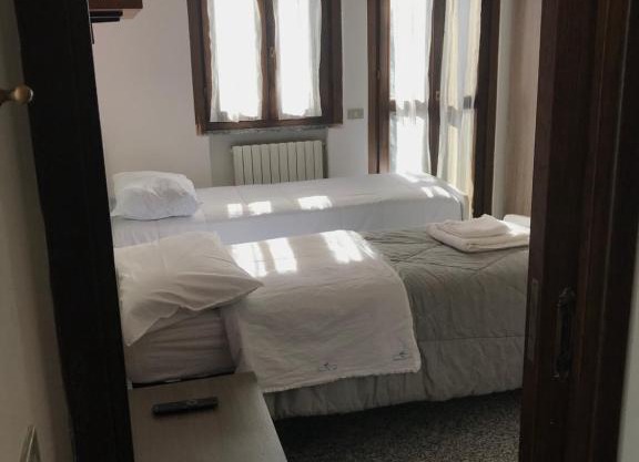 Camera con bagno Mirjana