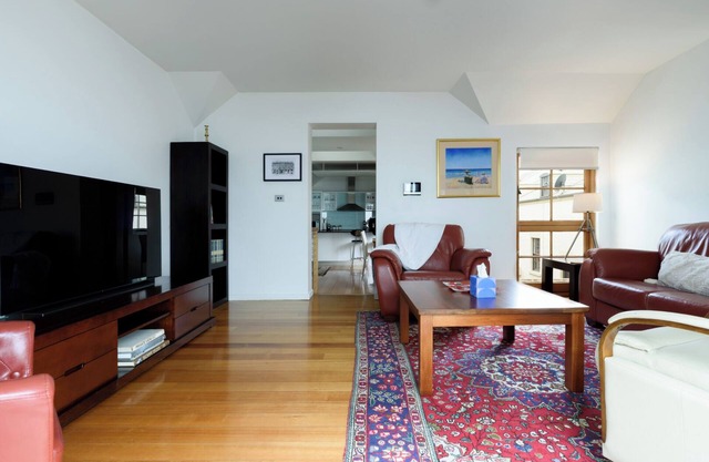 Cameron Mews: In The Heart Of The City