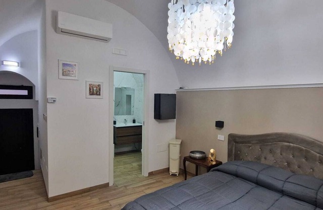 CAMPANILE17 BED AND BRAKFAST 4 BEDS . DOUBLE ROOM AND SINGLE BED CASTLE