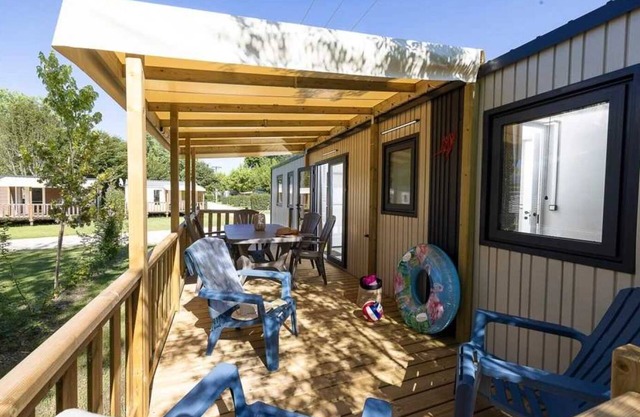 Camping 3 étoiles - Piscine - ccba0ag
