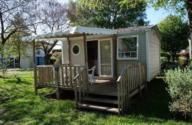 Camping 4 étoiles - Piscine - ccbbgcf