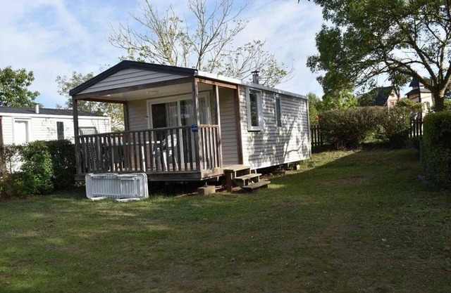 Camping 4 étoiles - Piscine - ccbbgci