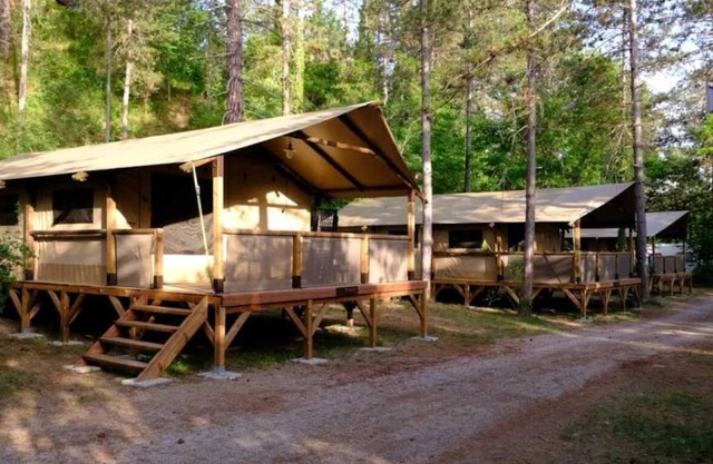 Camping 4 étoiles - Piscine - ccaifie