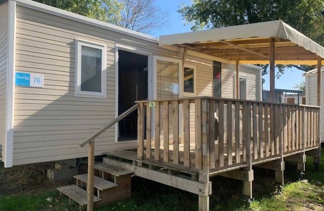Camping 4 étoiles - Piscine - eeedgb