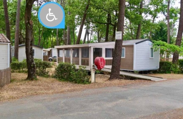 Camping 4 étoiles - Piscine - efbdfa