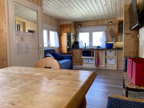 * Camping Aufenfeld - Sonnenglückhütte