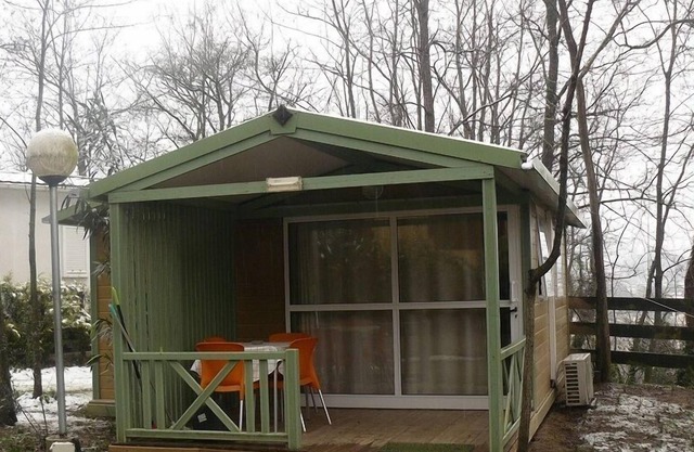 Camping Besalu
