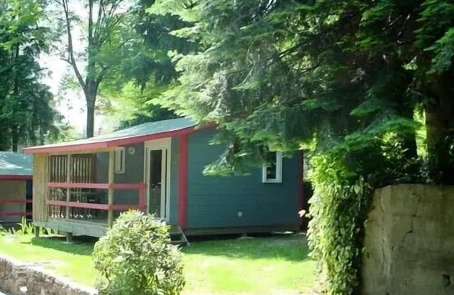 Camping des Sources* - Super Comfort 3 room chalet 5 people Air-conditioned