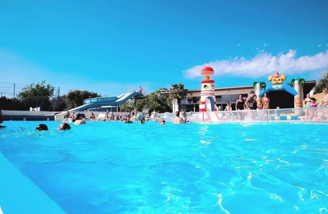 Camping L'Anse Des Pins * - Mobil-home Relax TV 3 Rooms 4/6 People