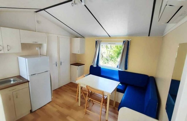 Camping 3 étoiles - Piscine - ccbbhgb